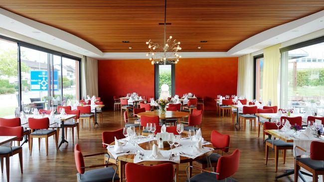 Hotel Urs Und Viktor Bettlach Restaurante foto